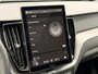 Volvo XC60 T6 Plug-in hybrid AWD 335PK Plus Black Edition | €76.447 | Panoramadak | Head-up Display | 360 graden camera | Harman Kardon | Sportstoelen nappaleder | 21" Lichtmetalen velgen | Verwarmde voorstoelen & stuurwiel | Adaptieve Cruise Control | BLIS Dodehoekdetectie
