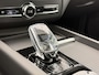 Volvo XC60 T6 Plug-in hybrid AWD 335PK Plus Black Edition | €76.447 | Panoramadak | Head-up Display | 360 graden camera | Harman Kardon | Sportstoelen nappaleder | 21" Lichtmetalen velgen | Verwarmde voorstoelen & stuurwiel | Adaptieve Cruise Control | BLIS Dodehoekdetectie
