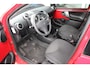 Peugeot 107 1.0 Active | Airco | Dagrijverlichting | Stuurbekrachtiging | Centrale deurvergrendeling met afstandsbediening | Toerenteller | 68DKM!