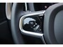 Volvo XC60 T6 Plug-in hybrid AWD Ultra Dark | 20-Inch Lichtmetalen velgen met Allweatherbanden | Google Maps Navigatie | Elektrisch bedienbaar panoramisch dak | Luchtvering | 360 graden camera | Adaptieve Cruise Control | Elektrisch verstelbare voorstoelen met geheugenfunctie | Verwarmbare voorstoelen | Verwarmbaar stuurwiel | Trekhaak, semi elektrisch inklapbaar