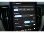 Volvo XC60 T6 Plug-in hybrid AWD Ultra Dark | 20-Inch Lichtmetalen velgen met Allweatherbanden | Google Maps Navigatie | Elektrisch bedienbaar panoramisch dak | Luchtvering | 360 graden camera | Adaptieve Cruise Control | Elektrisch verstelbare voorstoelen met geheugenfunctie | Verwarmbare voorstoelen | Verwarmbaar stuurwiel | Trekhaak, semi elektrisch inklapbaar