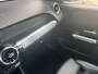 Mercedes-Benz GLB 200 Business Solution AMG 7p. Automaat / 163pk / Stoelverwarming / Camera