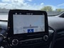 Ford Fiesta 1.0 EcoBoost ST-Line 100PK Stoelverwarming Voorruitverwarming Cruise Navi Parkeersensoren Climate Privacy Glass 17'' Velgen *Dealer Onderhouden*
