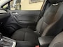 Renault Captur 1.3 TCe 140 AUT | Navi | Stoel & Stuur verwarming | Cruise Control | Carplay | 100 % Onderhouden!