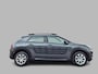 Citroën C4 Cactus 1.2 PureTech Shine Automaat Navi, Camera, Trekhaak, Stoelverwarming
