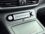 Hyundai Kona Electric EV FASHION 64 kWh | SoH 96,2%! | TREKHAAK | DODEHOEK DETECTIE | PDC | 3 FASEN | WARMTEPOMP | CAMERA | CLIMA | CRUISE ADAPT. | NAVI | PRIVACY GLASS | DAKRAILING | APPLE CAR PLAY & ADROID AUTO |