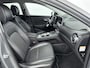Hyundai Kona Electric EV PREMIUM 64 kWh | SoH 95,4% | 3- FASE | NAVI | CLIMA | ADAPT. CRUISE | CAMERA | HUD | LEDER | STUUR- & STOELVERWARMING | WARMTEPOMP | PRIVACY GLASS | WLTP 481 KM! |