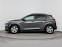 Hyundai Kona Electric EV PREMIUM 64 kWh | SoH 95,4% | 3- FASE | NAVI | CLIMA | ADAPT. CRUISE | CAMERA | HUD | LEDER | STUUR- & STOELVERWARMING | WARMTEPOMP | PRIVACY GLASS | WLTP 481 KM! |