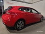 Volvo V40 1.5 T2 122pk Edition+ Aut.6 Navi / Wifi / Climate C./ Cruise C./ LED
