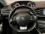 Peugeot 308 SW 1.2 PureTech Allure|1e eigenaar|NAP|Panoramadak|camera|Dodehoek|Leder|Distributie vervangen|volle service historie