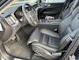 Volvo XC60 2.0 B5 Momentum Exclusive | Trekhaak | Panoramadak | Head-up Display | Harman Kardon Audio | 360 Graden Camera | Parkeersensoren | Navigatie | BLIS | Cruise Control Adaptief | Lederen Bekleding | Stoelverwarming