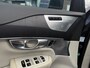 Volvo XC90 2.0 T8 Twin Engine AWD Inscription | Plug-in Hybrid (PHEV) | Trekhaak | Luchtvering | Bowers Wilkins | 360 Graden Camera | Panoramadak | Nappaleder | Stoelventilatie | Stoelmassage | Gelamineerd Glas | Alcantara Hemelbekleding | Stoelverhoger | BLIS | Parkeerassistent