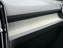 Volvo XC40 2.0 T4 Inscription | Trekhaak | Achteruitrijcamera | Parkeersensoren | Navigatie | Apple Carplay | Android Auto | Keyless Entry | Elektrische Achterklep | DAB | Lederen Bekleding | Stoelverwarming