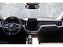 Volvo XC60 2.0 T6 Plug-in Hybrid AWD Plus Dark | PHEV Long Range | Trekhaak | Panoramadak | Head-up Display | 360 Graden Camera | Harman Kardon Audio | Keyless Entry | Elektrische Achterklep | Navigatie Google Maps | Elektrisch Verstelbare Voorstoelen | Cruise Control Adaptief | BLIS