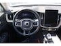 Volvo XC60 2.0 T6 Plug-in Hybrid AWD Plus Dark | PHEV Long Range | Trekhaak | Panoramadak | Head-up Display | 360 Graden Camera | Harman Kardon Audio | Keyless Entry | Elektrische Achterklep | Navigatie Google Maps | Elektrisch Verstelbare Voorstoelen | Cruise Control Adaptief | BLIS