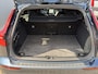 Volvo V60 T6 Plug-in hybrid AWD AUT8 335PK Essential | 20" Lichtmetalen velgen | Lederen bekleding | Climate Pack | Driver Assist Pack | pPark Assist voor & achter met camera | Donkere hemelbekleding | Getint glas | Trekhaak semi elektrisch inklapbaar