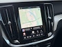 Volvo V60 T6 Plug-in hybrid AWD AUT8 335PK Essential | 20" Lichtmetalen velgen | Lederen bekleding | Climate Pack | Driver Assist Pack | pPark Assist voor & achter met camera | Donkere hemelbekleding | Getint glas | Trekhaak semi elektrisch inklapbaar