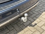Volvo V60 T6 Plug-in hybrid AWD AUT8 335PK Essential | 20" Lichtmetalen velgen | Lederen bekleding | Climate Pack | Driver Assist Pack | pPark Assist voor & achter met camera | Donkere hemelbekleding | Getint glas | Trekhaak semi elektrisch inklapbaar