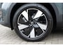 Volvo EX40 Single Motor Extended Range Ultra Europa 82 kWh | Panoramadak | Harman Kardon audio | 19" Lichtmetalen velgen | Getint glas | Dakspoiler | Black Edition emblemen | Elektrisch verstelbare voorstoelen | Stoel- & Stuurwielverwarming | Adaptieve Cruise Control met Pilot Assist | BLIS Dodehoekdetectie