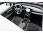 Volvo EX40 Single Motor Extended Range Ultra Europa 82 kWh | Panoramadak | Harman Kardon audio | 19" Lichtmetalen velgen | Getint glas | Dakspoiler | Black Edition emblemen | Elektrisch verstelbare voorstoelen | Stoel- & Stuurwielverwarming | Adaptieve Cruise Control met Pilot Assist | BLIS Dodehoekdetectie