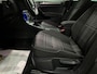 Volkswagen Golf 1.4 TSI Business Edition Connected R Lounge