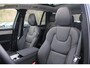 Volvo XC90 T8 Plug-in hybrid AWD Ultra Dark Exec. Ed. | Verwarmde, Geventileerde en Masserende Voorstoelen | Luchtvering | Panoramisch Schuif-/Kanteldak | 360º Camera | Getint Glas | Bowers & Wilkins | 22" velgen