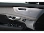 Volvo XC90 2.0 T8 Plug-in hybrid AWD Ultra Dark Exec. Ed. | Verwarmde, Geventileerde en Masserende Voorstoelen | Luchtvering | Panoramisch Schuif-/Kanteldak | 360º Camera | Getint Glas | Bowers & Wilkins | 22" velgen