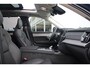 Volvo XC90 T8 Plug-in hybrid AWD Ultra Dark Exec. Ed. | Verwarmde, Geventileerde en Masserende Voorstoelen | Luchtvering | Panoramisch Schuif-/Kanteldak | 360º Camera | Getint Glas | Bowers & Wilkins | 22" velgen