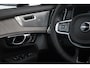 Volvo XC90 2.0 T8 Plug-in hybrid AWD Ultra Dark Exec. Ed. | Verwarmde, Geventileerde en Masserende Voorstoelen | Luchtvering | Panoramisch Schuif-/Kanteldak | 360º Camera | Getint Glas | Bowers & Wilkins | 22" velgen