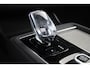 Volvo XC90 2.0 T8 Plug-in hybrid AWD Ultra Dark Exec. Ed. | Verwarmde, Geventileerde en Masserende Voorstoelen | Luchtvering | Panoramisch Schuif-/Kanteldak | 360º Camera | Getint Glas | Bowers & Wilkins | 22" velgen