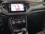 Volkswagen T-Roc 1.0 TSI Style Navigatie Carply/android ACC Laneassist 17inch Zwart dak Climatecontrol