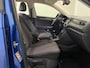 Volkswagen T-Roc 1.0 TSI Style Navigatie Carply/android ACC Laneassist 17inch Zwart dak Climatecontrol