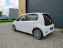 Volkswagen Up! 1.0 BMT high up! *Camera *Cruise con *Nl auto
