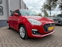 Suzuki Swift 1.0 112PK Navi,Airco,Carplay,Isofix,ElektrRamen+Spiegels,Camera,Stoelverwarming,Led,Bluetooth,Lmv,Usb,Multi-Stuur