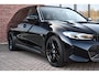 BMW 3-Serie Touring 330e M-Sport Pano ACC Trekhaak H/K HUD 19inch Stuurverw