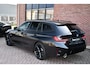 BMW 3-Serie Touring 330e M-Sport Pano ACC Trekhaak H/K HUD 19inch Stuurverw