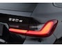 BMW 3-Serie Touring 330e M-Sport Pano ACC Trekhaak H/K HUD 19inch Stuurverw