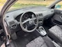 Volkswagen Golf 1.6 Trendline 5-Drs Automaat Airco Electr. pakket Audio-CD ABS Sportstoelen EBD Colorpakket Dealeronderhoud Nw Apk