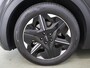 Kia EV6 Light Edition 63 kWh | Facelift | Parkeercamera | Keyless Entry | Stoelverwarming | Apple Carplay/Android Auto | Led Koplampen | 19" |
