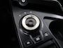 Kia EV6 Light Edition 63 kWh | Facelift | Parkeercamera | Keyless Entry | Stoelverwarming | Apple Carplay/Android Auto | Led Koplampen | 19" |