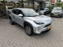 Toyota Yaris Cross 1.5 Hybrid Executive Limited dodehoekdetectie / stoelverwarming / stuurwielverwarming / parkeersensoren voor + achter / Navigatie / Apple Carplay / Android Auto / parkeercamera / 10 jaar Toyota garantie / rijklaarprijs incl. Toyota Pechhulppas