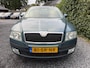 Skoda Octavia Combi 1.6 FSI Ambiente | Airco | Cruise Control | Trekhaak | Elekt. Ramen | Radio / CD | APK tot 14-12-2026!