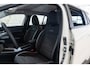 Jeep Avenger Longitude 54 kWh | Apple Carplay & Android Auto | Parkeersensoren | Climate Controle | Lichtmetalen velgen |