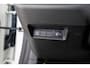 Jeep Avenger Longitude 54 kWh | Apple Carplay & Android Auto | Parkeersensoren | Climate Controle | Lichtmetalen velgen |