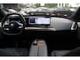 BMW iX M60 High Executive 112 kWh 27.972 km! / SOh 96,8% / Trekhaak / Panoramadak / 360Camera / Head-up / Bowers&Wilkens / Softclose / 22'' / Luchtvering / Laser LED / CarPlay / Volleder / Stoel+Stuurverwarming / Dodehoek / DAB / ACC