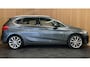 BMW 2-Serie Active Tourer 225xe Sport|AUTOMAAT|HEAD-UP|NAVIGATIE|VOLLEDER|STOELVERWARMING|CAMERA|CLIMATE CONTROL|PDC V+A|HYBRIDE|