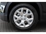 Jeep Avenger Longitude 54 kWh | Navigatie | Camera | Keyless | Parkeersensoren | Climate Controle | Apple Carplay & Android Auto |