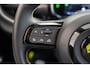 Abarth 600e Scorpionissima 54 kWh | 8 Jaar Garantie | Design Pack | Tech Pack | Winter Pack | Gaming Pack | 281 PK | Engine Sound Pack |