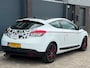 Renault Megane Coupé 1.6 Dynamique Nieuw APK sportief uitstraling.