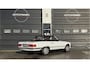 Mercedes-Benz SL 560 R107 560 SL Roadster